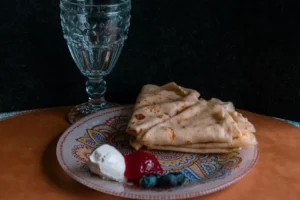 – crepe recette → Une crepe recette traditionnelle idéale pour le petit-déjeuner ou le goûter : Une exploration détaillée